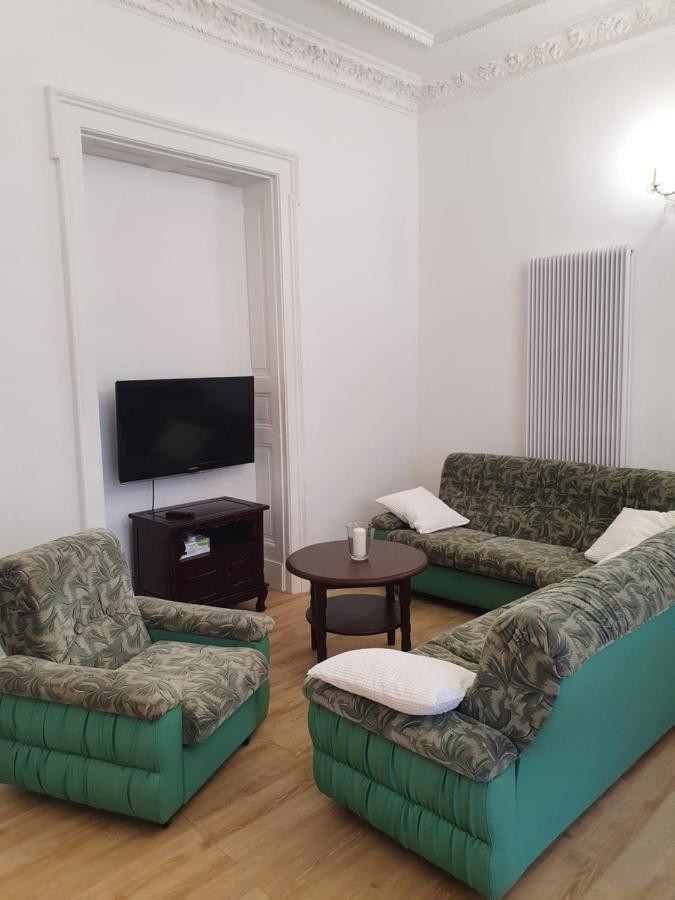 Prestige Aparthotel Piotrkowska 82 - Wyjatkowy Widok Na Deptak Lodz  Exterior photo